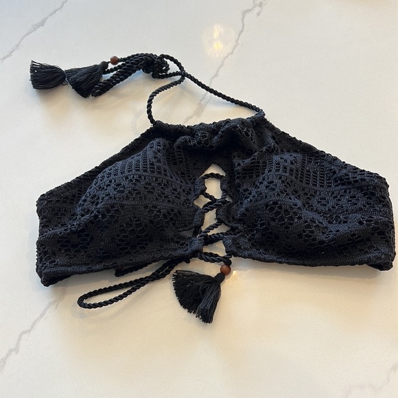 Victoria’s Secret bathing suit - Picture 4 of 4